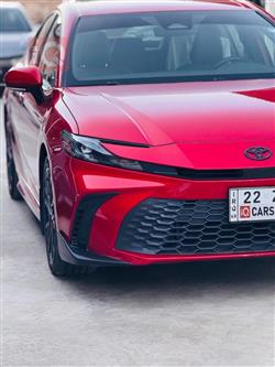 تۆیۆتا کامری